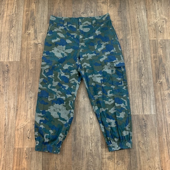 wild fable Pants - Wild Fable Camo Printed Cargo Pants Size XXL